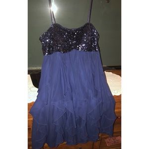 Hailey Adrianna Papell homecoming dress